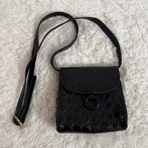 Vaneli Classic Black Leather Crossbody Bag with Flap Closure